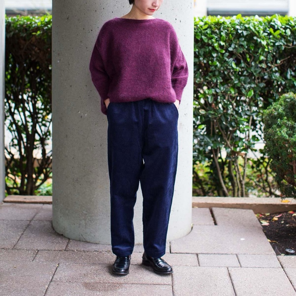 GALLEGO DESPORTES sz S Jane Corduroy pants in navy - Picture 6 of 12